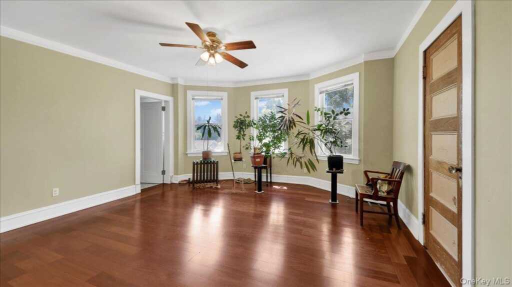 228 Weyman Avenue, New Rochelle, NY 10805 - Photo 18 of 36