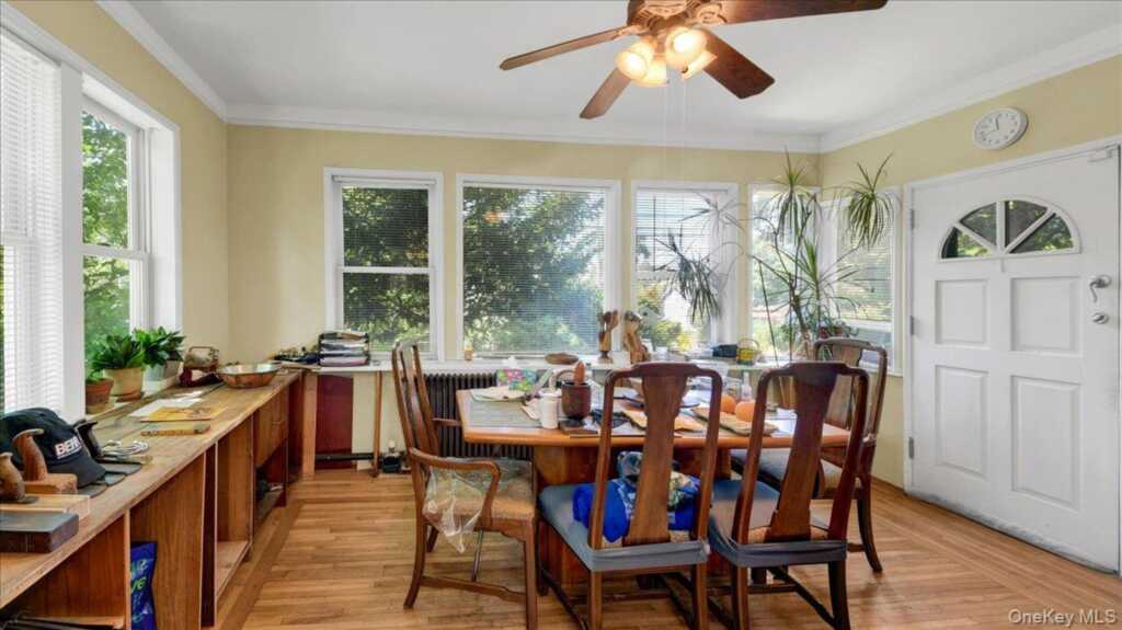 228 Weyman Avenue, New Rochelle, NY 10805 - Photo 9 of 36