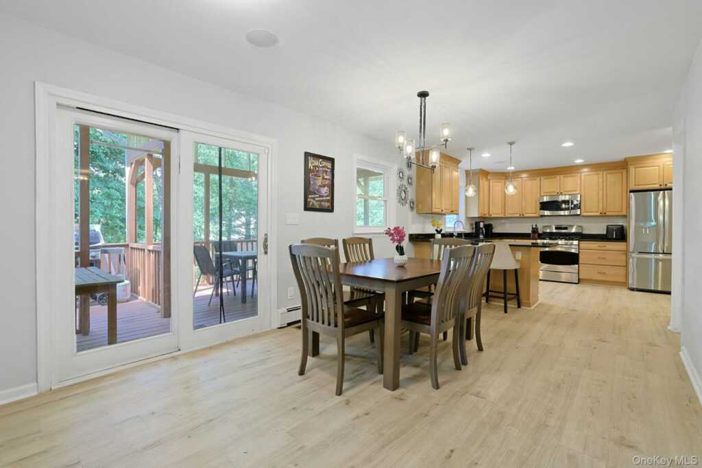 10 Pepperill Court, New City, NY 10956 - Photo 14 of 39