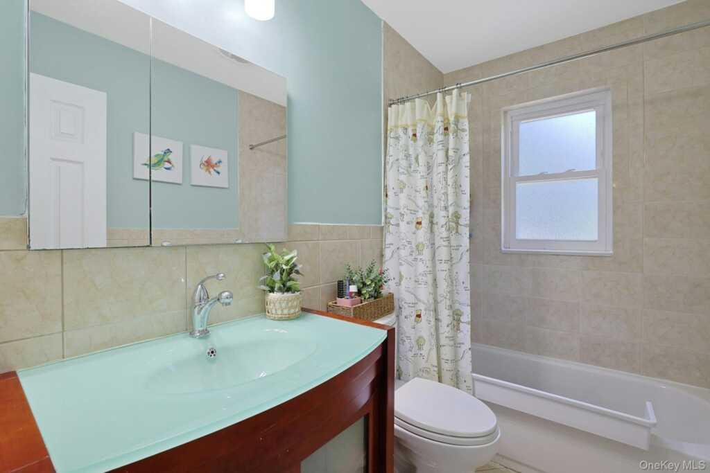 10 Pepperill Court, New City, NY 10956 - Photo 26 of 39