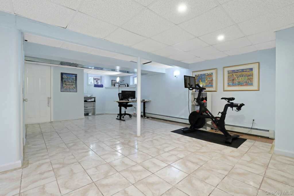 10 Pepperill Court, New City, NY 10956 - Photo 30 of 39