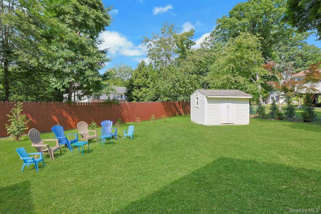 10 Pepperill Court, New City, NY 10956 - Photo 4 of 39