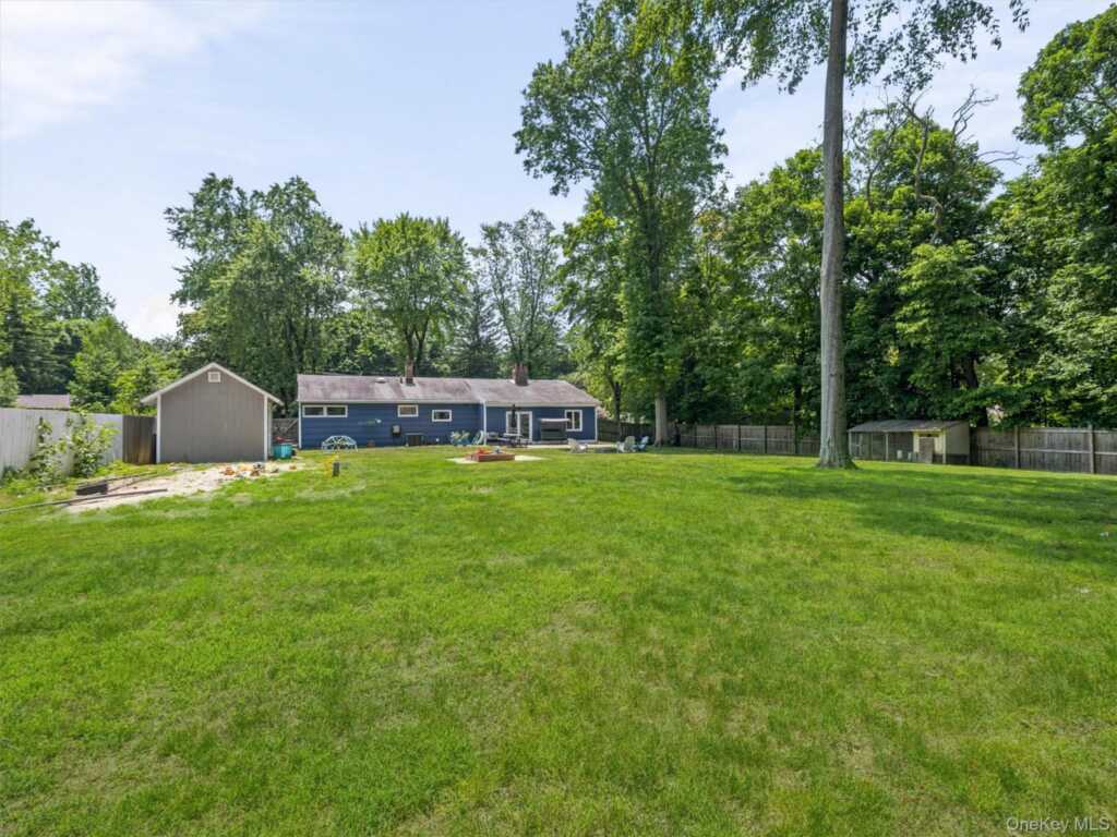 15 Summit Avenue, New City, NY 10956 - Photo 22 of 30
