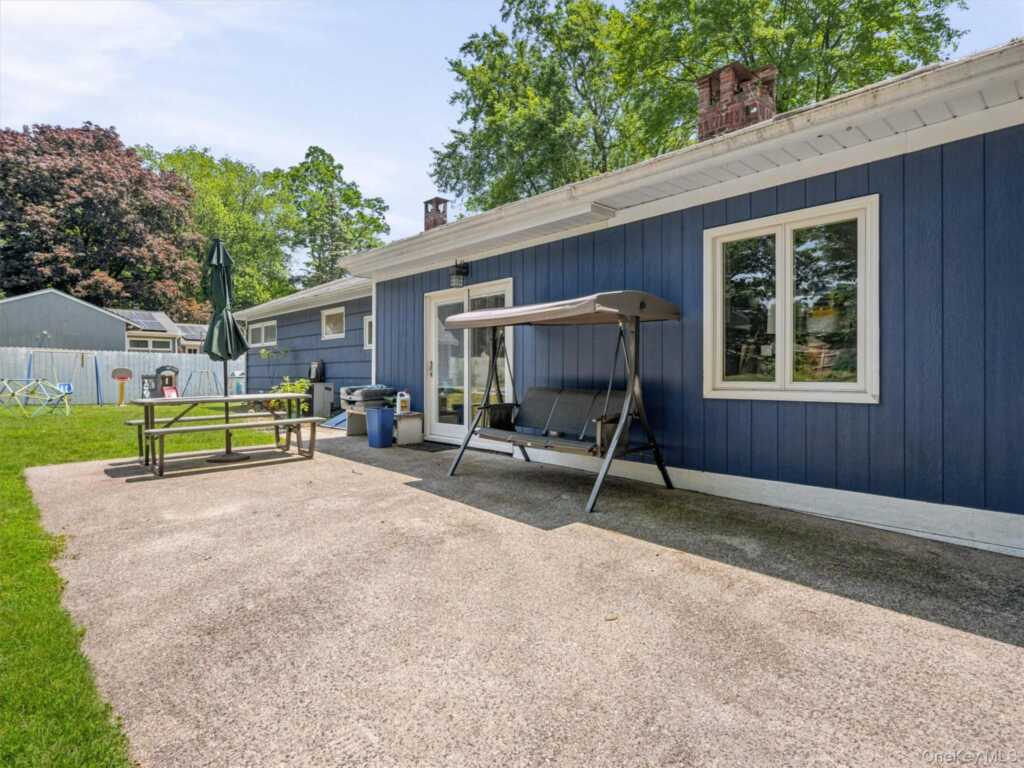 15 Summit Avenue, New City, NY 10956 - Photo 23 of 30