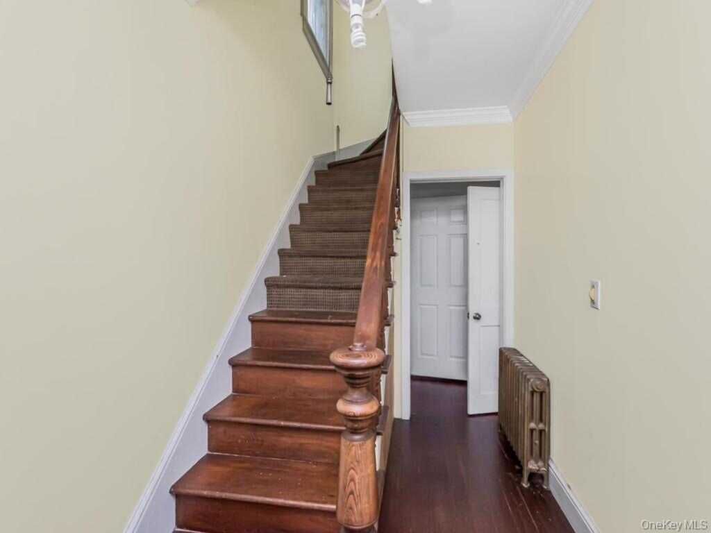 334 Locust Avenue, Rye, NY 10573 - Photo 10 of 23