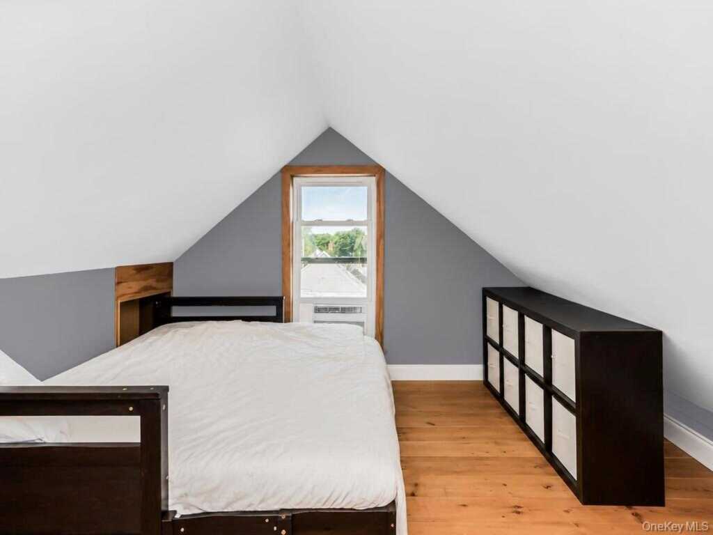 334 Locust Avenue, Rye, NY 10573 - Photo 17 of 23