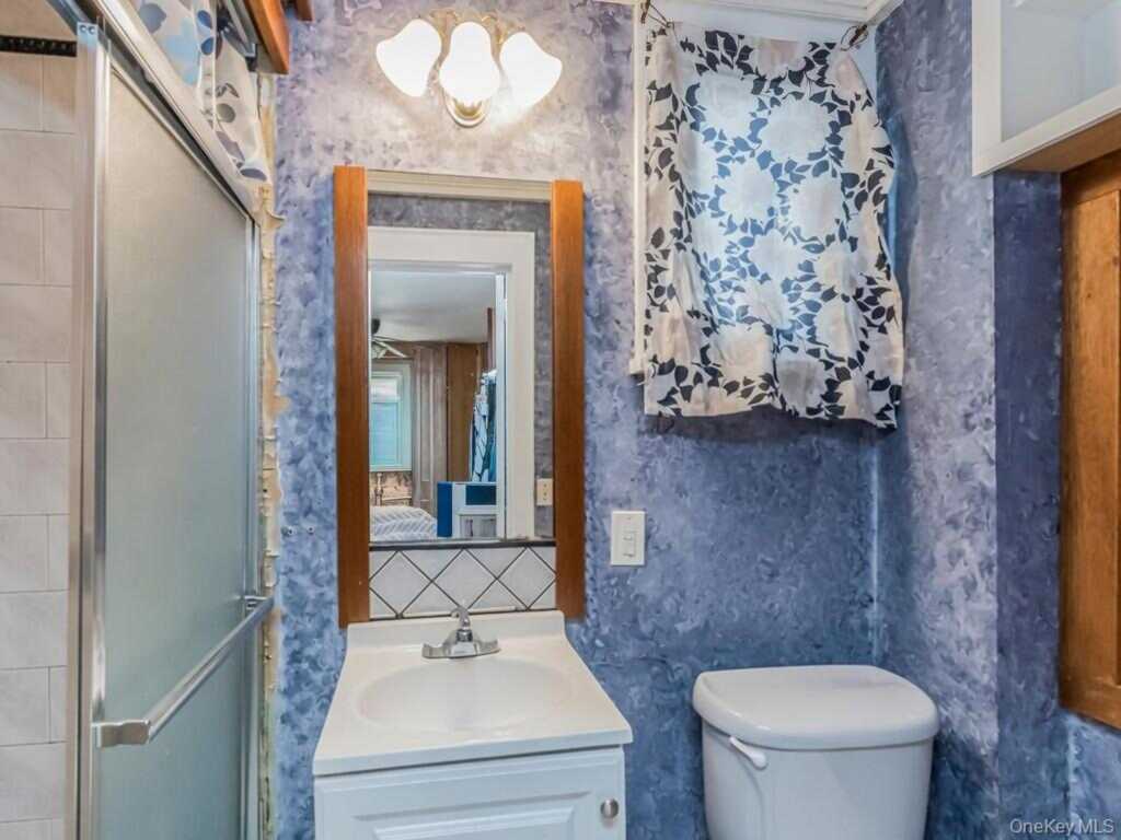 334 Locust Avenue, Rye, NY 10573 - Photo 8 of 23
