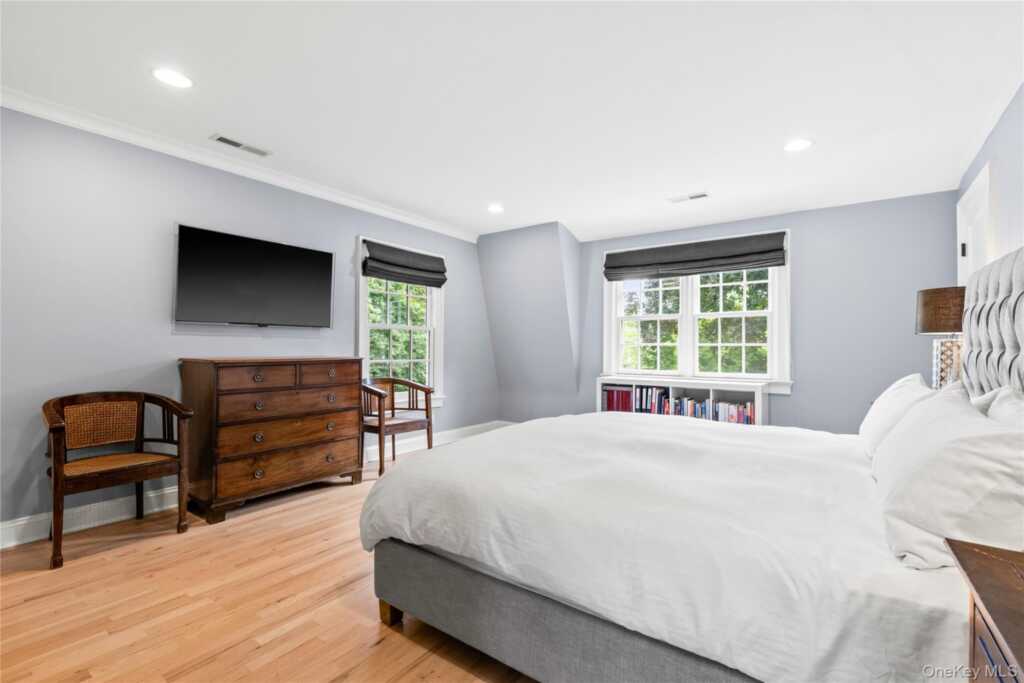 394 Park Avenue, Rye, NY 10580 - Photo 17 of 36