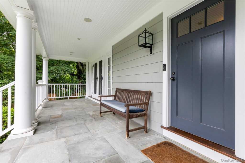 394 Park Avenue, Rye, NY 10580 - Photo 2 of 36