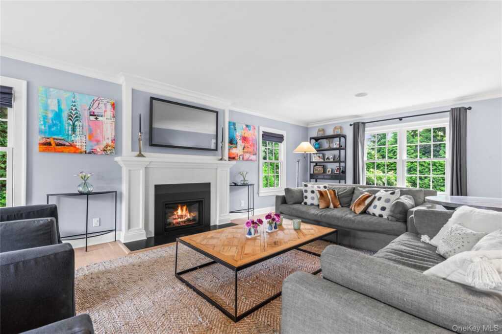 394 Park Avenue, Rye, NY 10580 - Photo 6 of 36