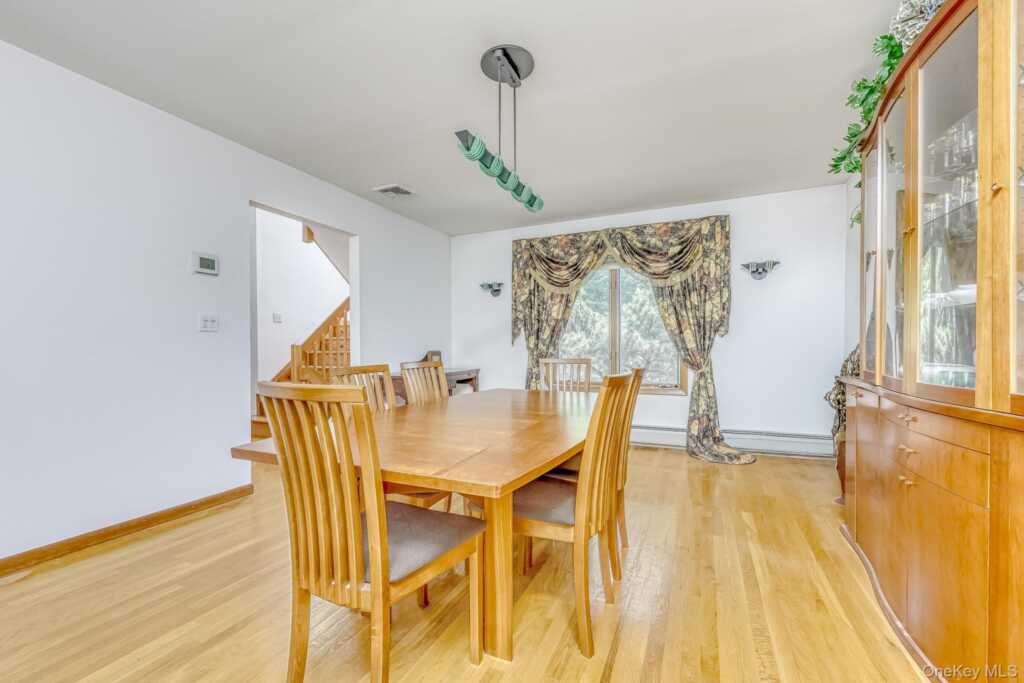 5 Zeck Court, Suffern, NY 10901 - Photo 11 of 32