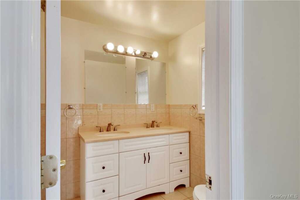 5 Crosby Place, New Rochelle, NY 10801 - Photo 13 of 20