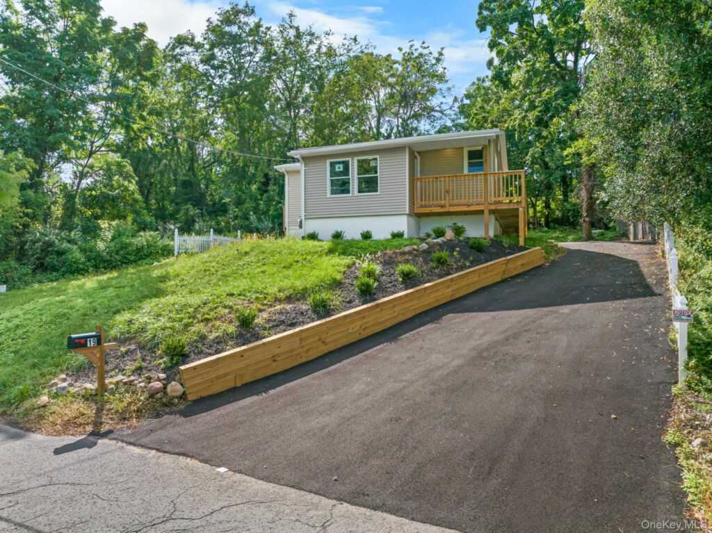 19 Dykes Park Road, Nanuet, NY 10954 - Photo 14 of 20
