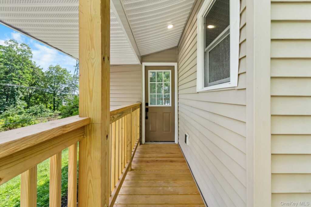 19 Dykes Park Road, Nanuet, NY 10954 - Photo 17 of 20