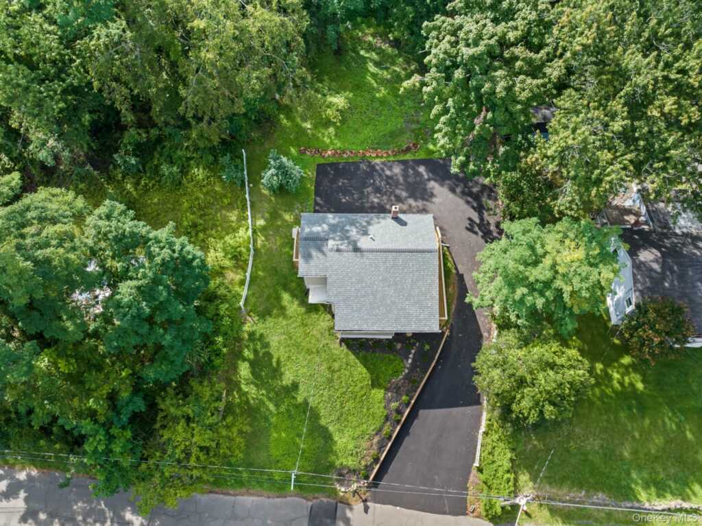 19 Dykes Park Road, Nanuet, NY 10954 - Photo 18 of 20