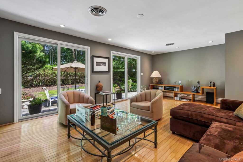 21 Windgate Drive, New City, NY 10956 - Photo 12 of 50