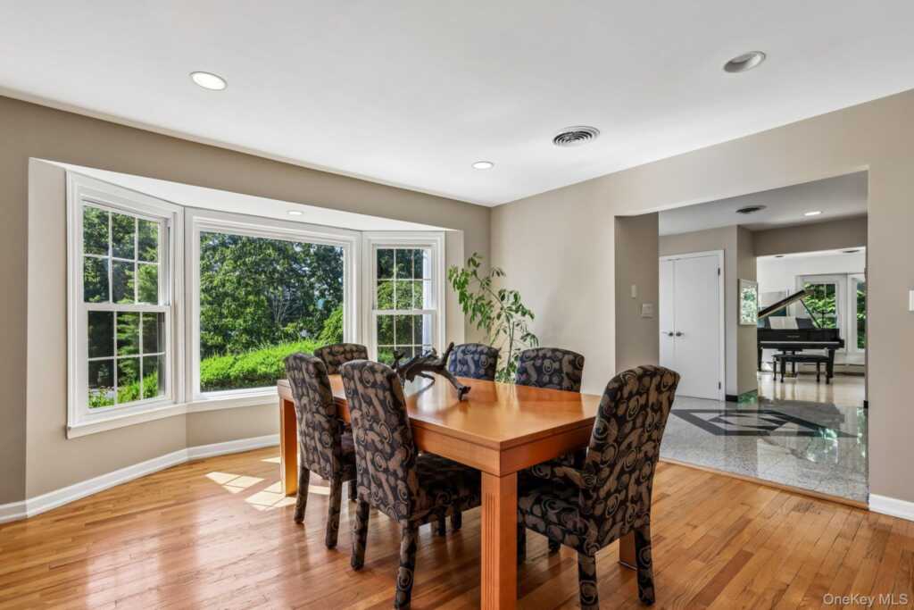 21 Windgate Drive, New City, NY 10956 - Photo 14 of 50