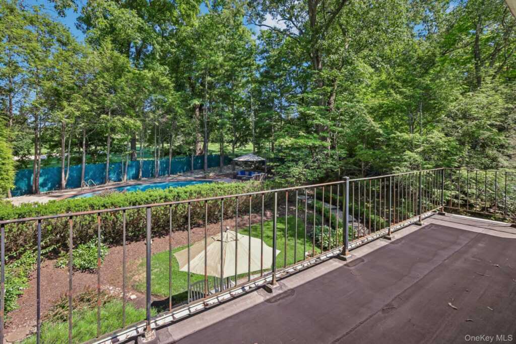 21 Windgate Drive, New City, NY 10956 - Photo 31 of 50