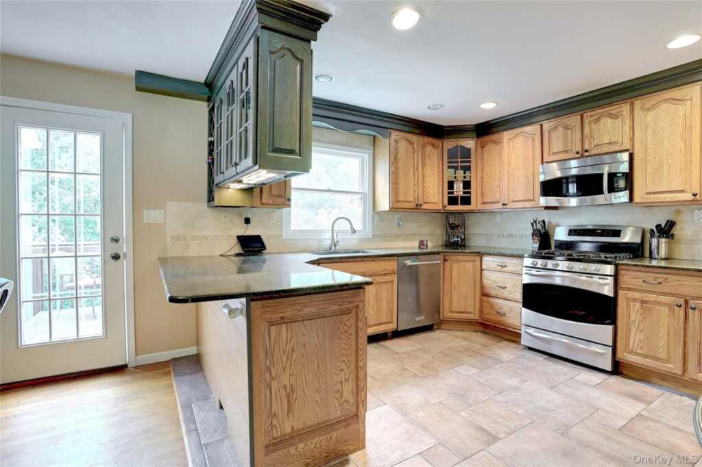 1 Verdin Drive, New City, NY 10956 - Photo 12 of 49