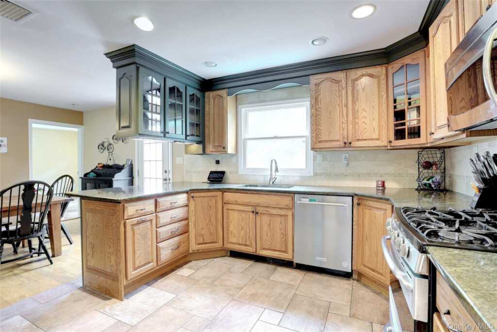 1 Verdin Drive, New City, NY 10956 - Photo 13 of 49