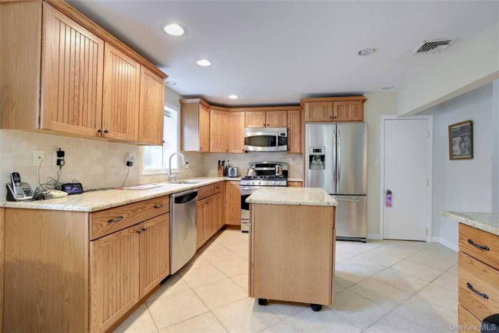 1 Verdin Drive, New City, NY 10956 - Photo 26 of 49