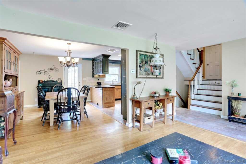 1 Verdin Drive, New City, NY 10956 - Photo 5 of 49
