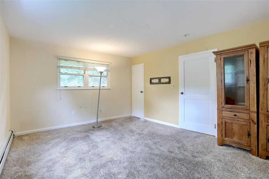 1 Verdin Drive, New City, NY 10956 - Photo 9 of 49