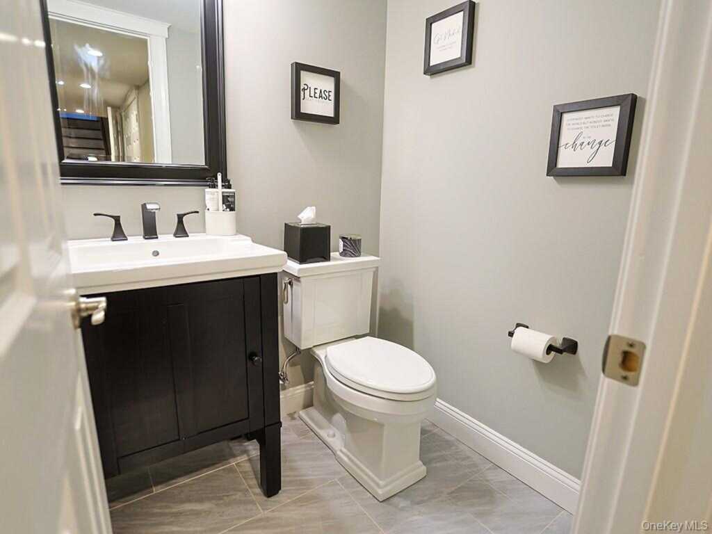 68 Van Buren Street, Pearl River, NY 10965 - Photo 29 of 45