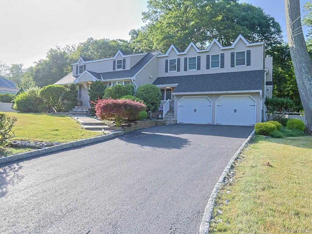 68 Van Buren Street, Pearl River, NY 10965 - Photo 33 of 45