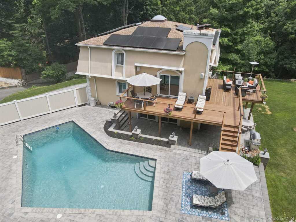341 Call Hollow Road, Stony Point, NY 10980 - Photo 2 of 46