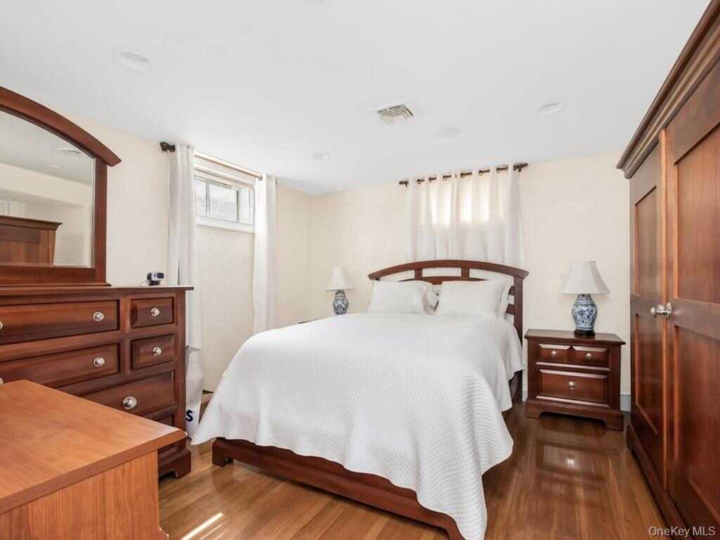 285 Centre Avenue, New Rochelle, NY 10805 - Photo 25 of 36