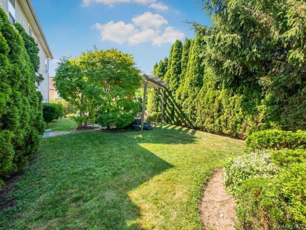 285 Centre Avenue, New Rochelle, NY 10805 - Photo 32 of 36