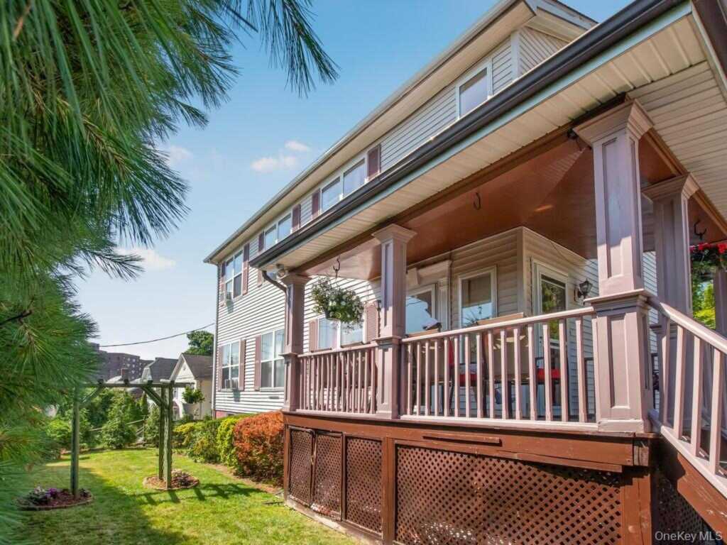 285 Centre Avenue, New Rochelle, NY 10805 - Photo 4 of 36