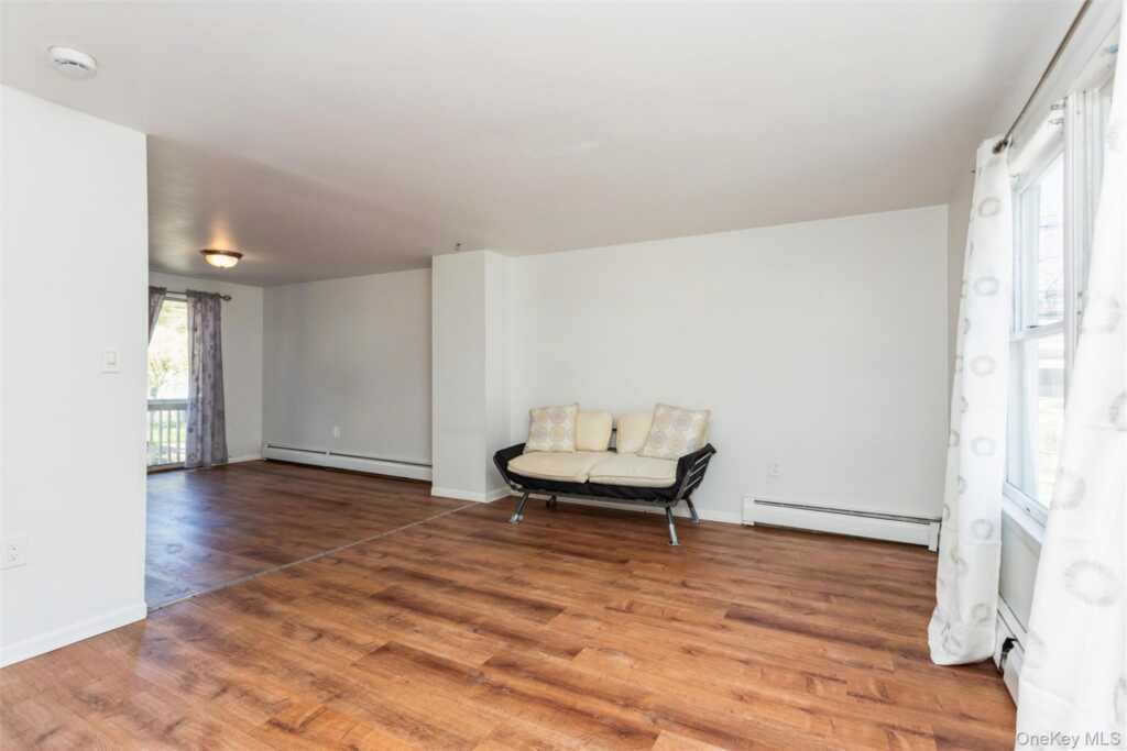 148 Lincoln Avenue, New Rochelle, NY 10801 - Photo 10 of 50