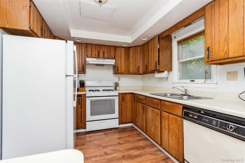 148 Lincoln Avenue, New Rochelle, NY 10801 - Photo 14 of 50