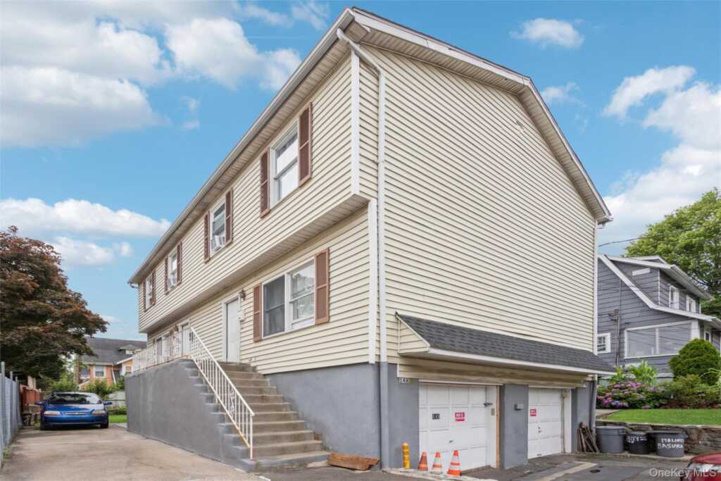 148 Lincoln Avenue, New Rochelle, NY 10801 - Photo 2 of 50