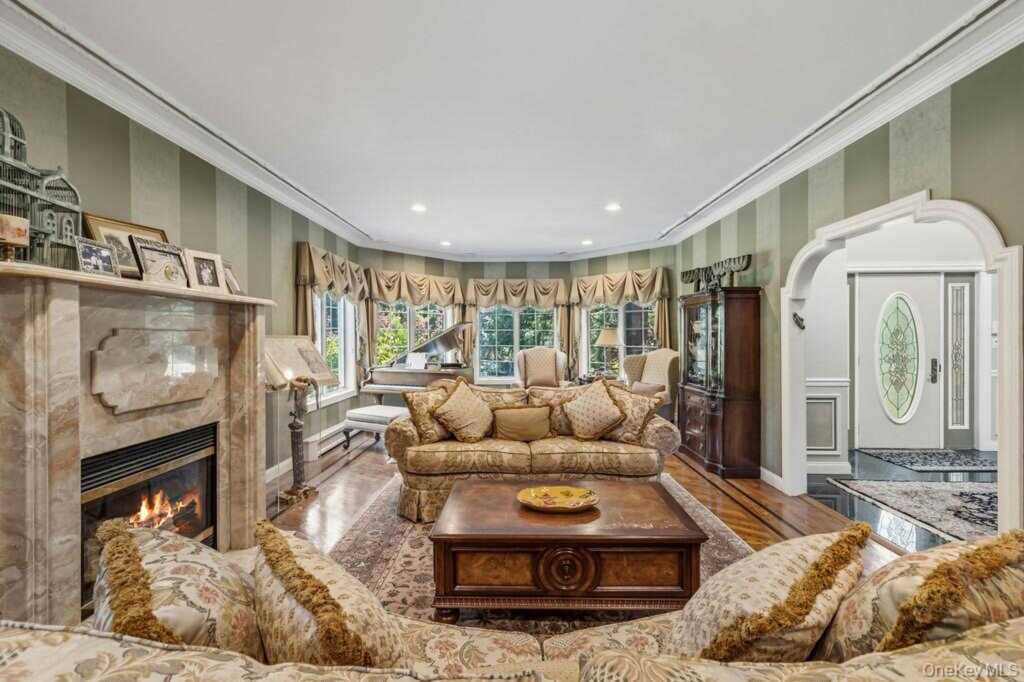 57 Wesley Chapel Road, Suffern, NY 10901 - Photo 11 of 50
