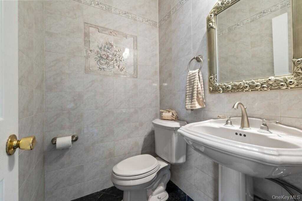 57 Wesley Chapel Road, Suffern, NY 10901 - Photo 32 of 50