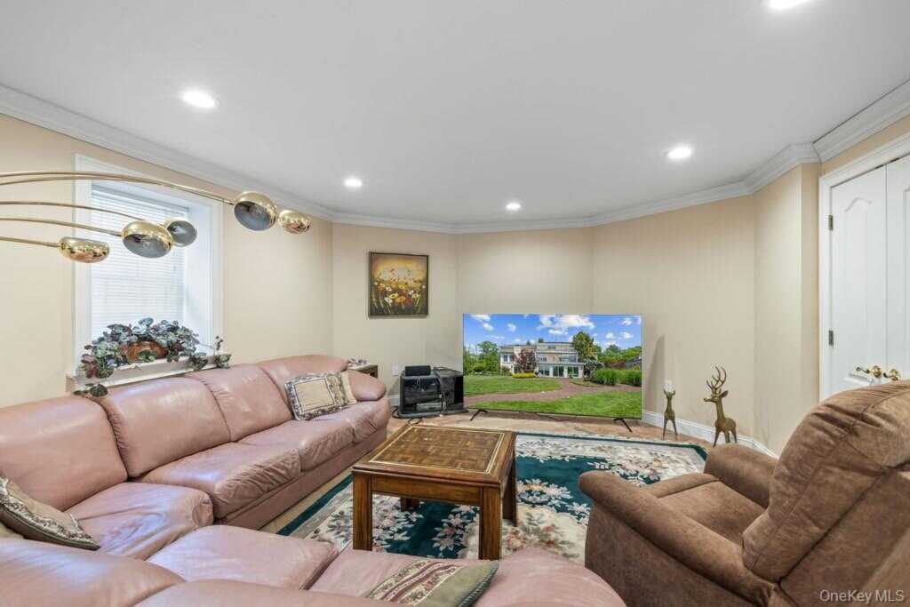 57 Wesley Chapel Road, Suffern, NY 10901 - Photo 35 of 50