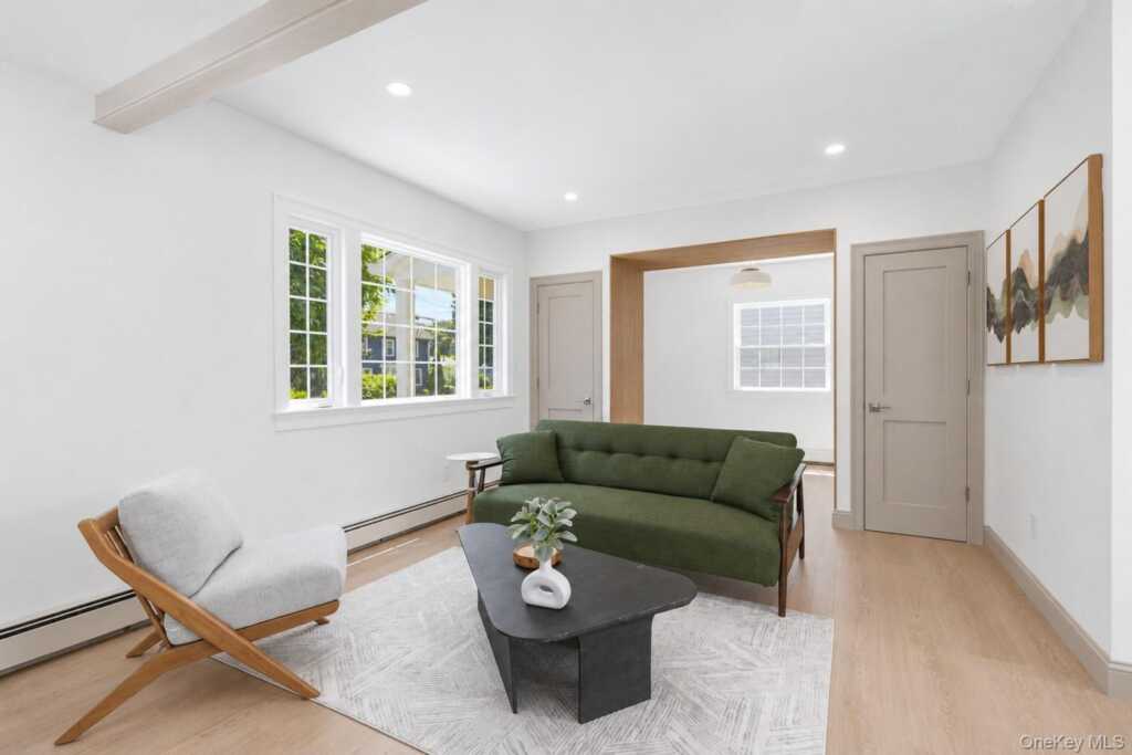 168 Longview Avenue, White Plains, NY 10605 - Photo 10 of 44