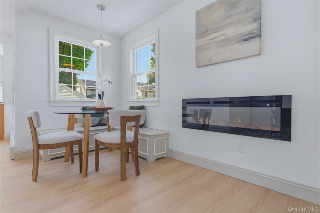 168 Longview Avenue, White Plains, NY 10605 - Photo 11 of 44