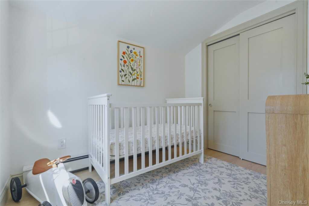 168 Longview Avenue, White Plains, NY 10605 - Photo 23 of 44