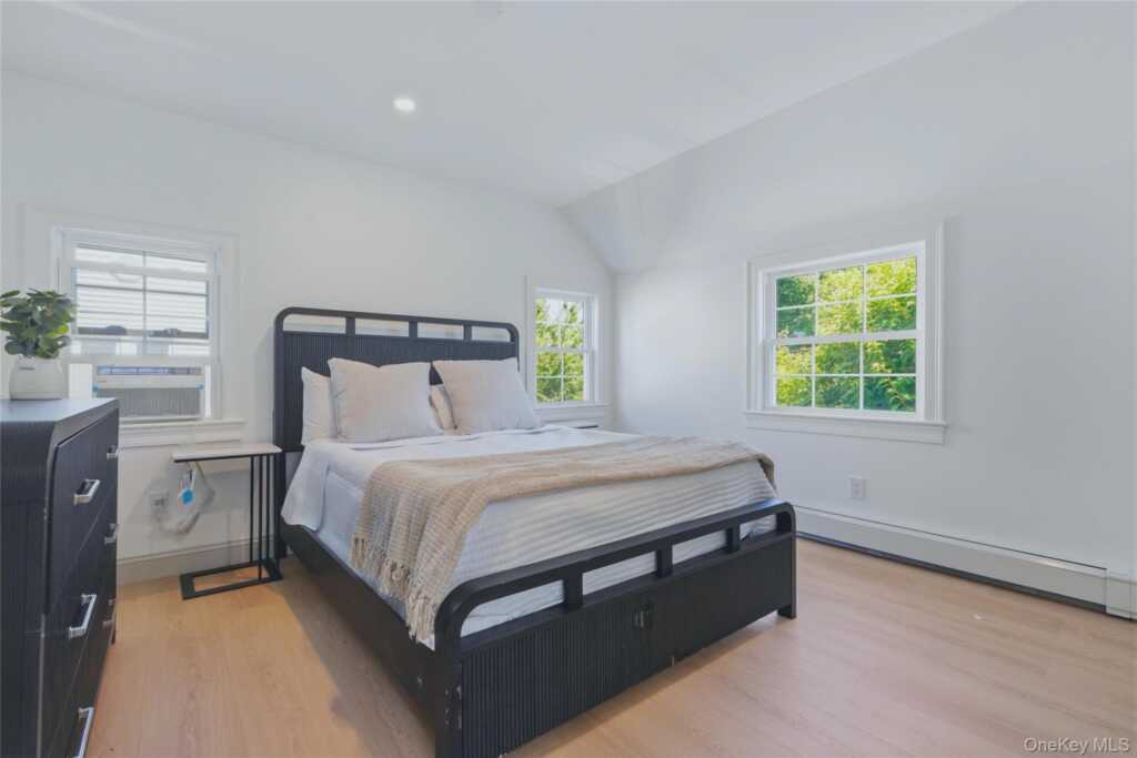 168 Longview Avenue, White Plains, NY 10605 - Photo 25 of 44