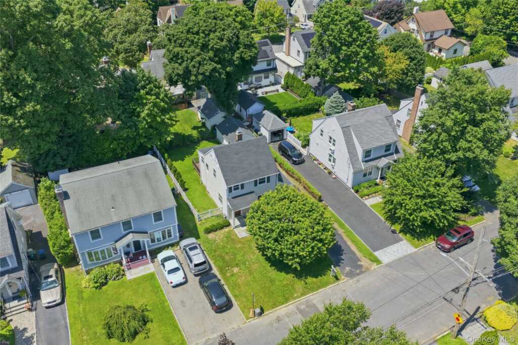 168 Longview Avenue, White Plains, NY 10605 - Photo 38 of 44