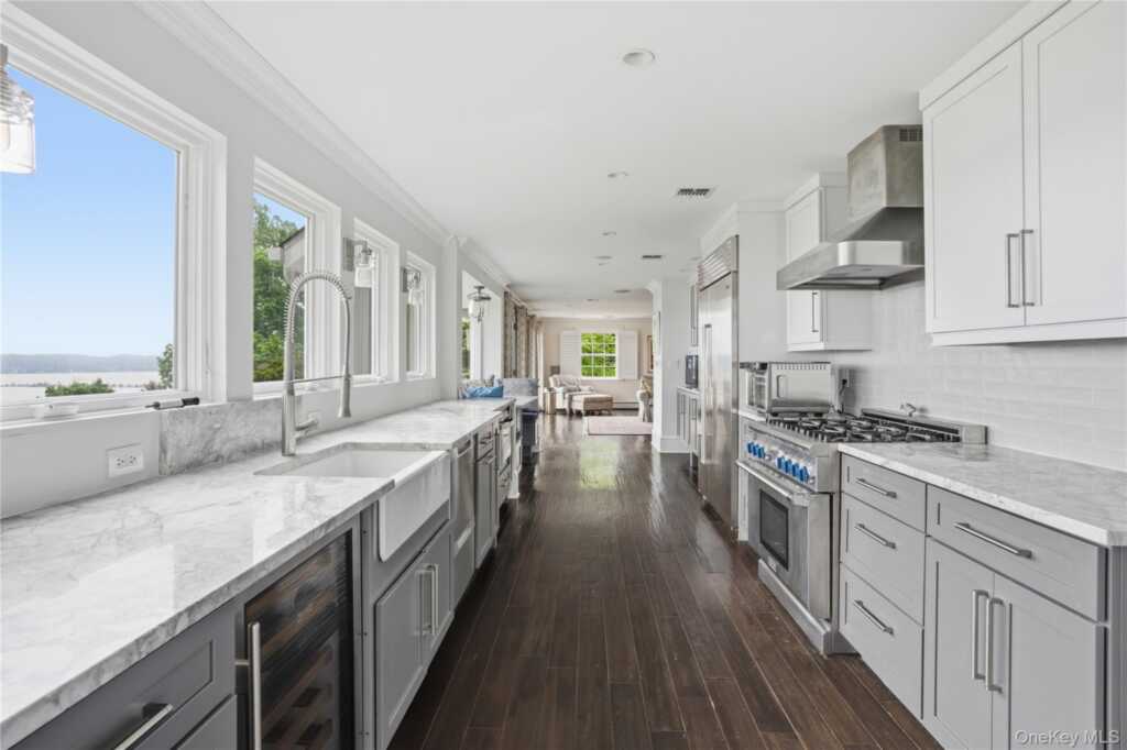 897 Route 9w, Nyack, NY 10960 - Photo 18 of 50