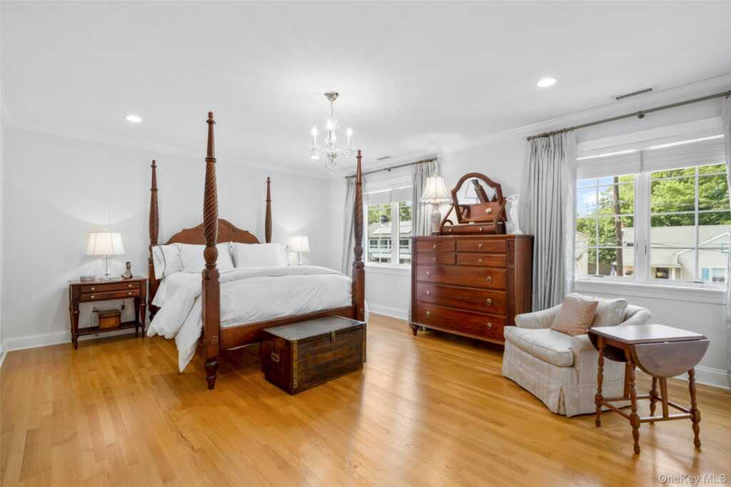 525 Carroll Avenue, Rye, NY 10543 - Photo 16 of 41