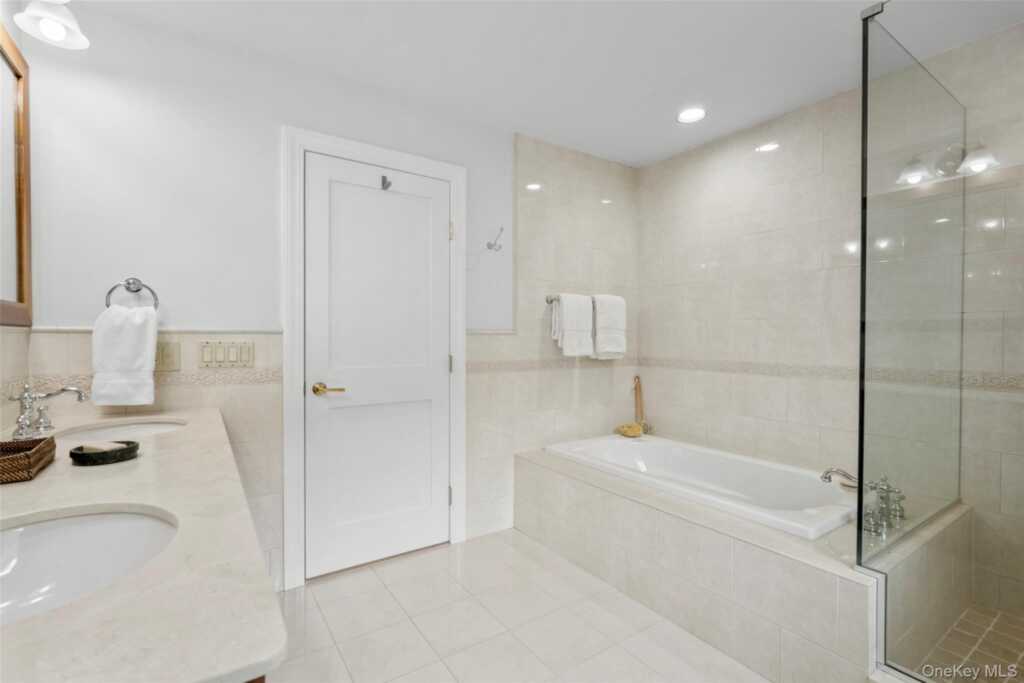 525 Carroll Avenue, Rye, NY 10543 - Photo 19 of 41