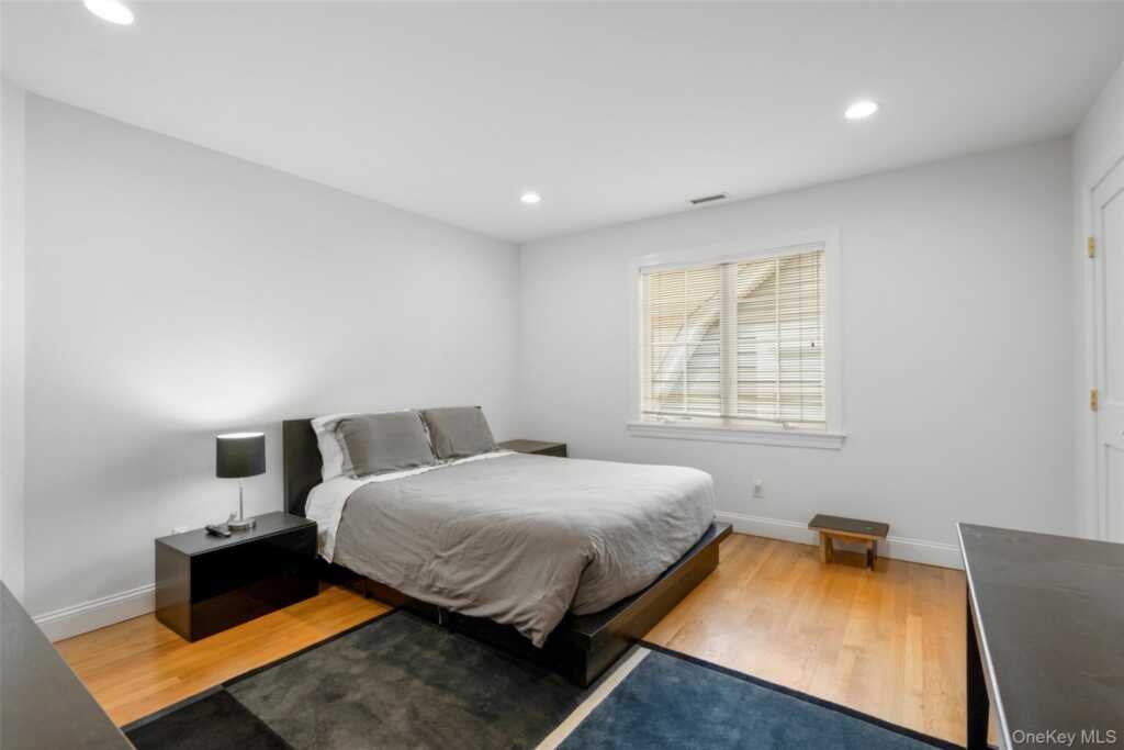 525 Carroll Avenue, Rye, NY 10543 - Photo 20 of 41