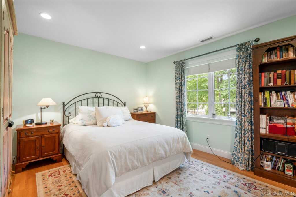 525 Carroll Avenue, Rye, NY 10543 - Photo 22 of 41