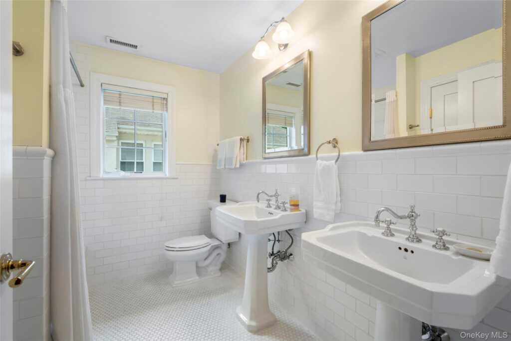 525 Carroll Avenue, Rye, NY 10543 - Photo 24 of 41